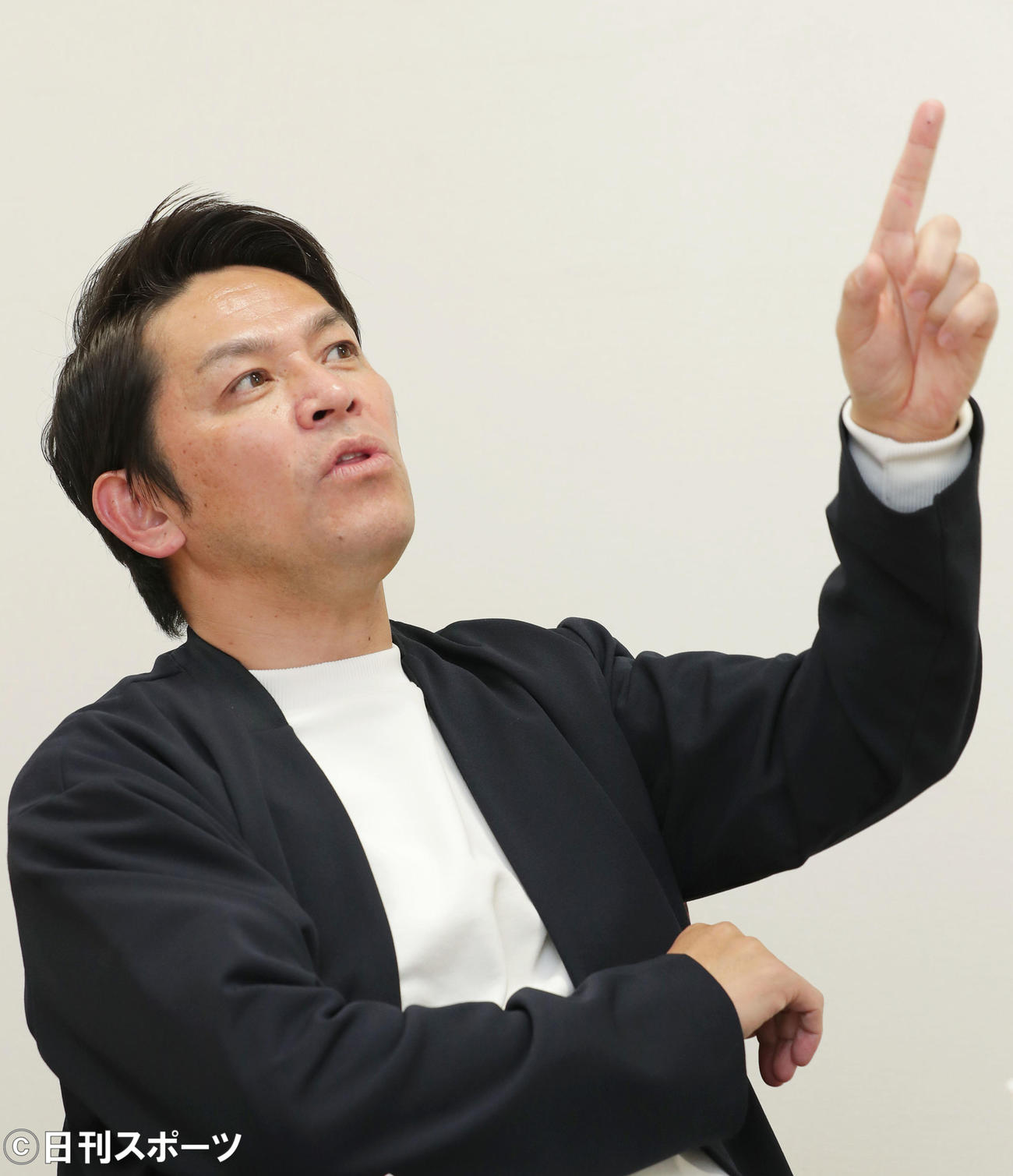 オリックスへの熱い思いを語る、ますだおかだの岡田圭右（2021年10月撮影）