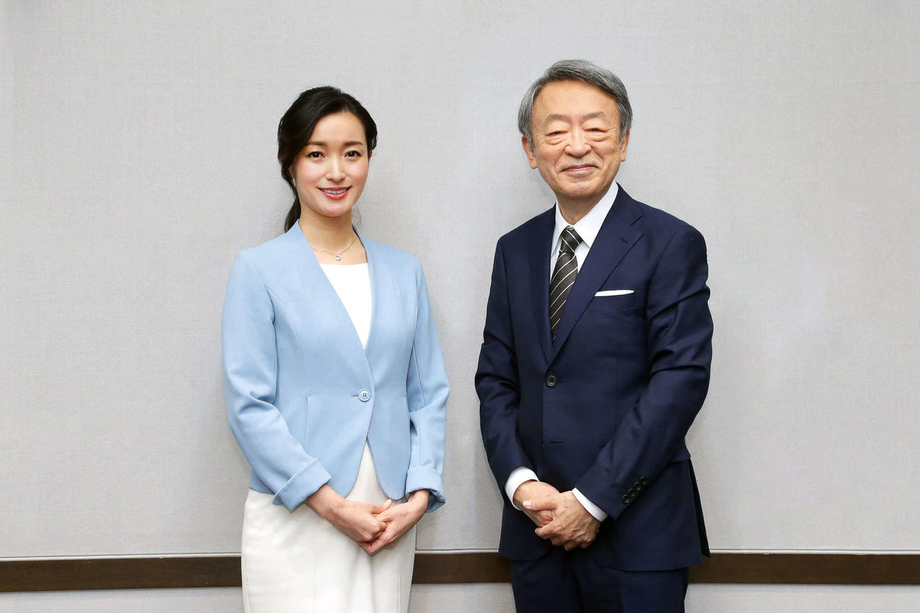 31日放送のテレビ東京系「TXN　衆院選SP　池上彰の総選挙ライブ」に出演する大江麻理子（左）と池上彰