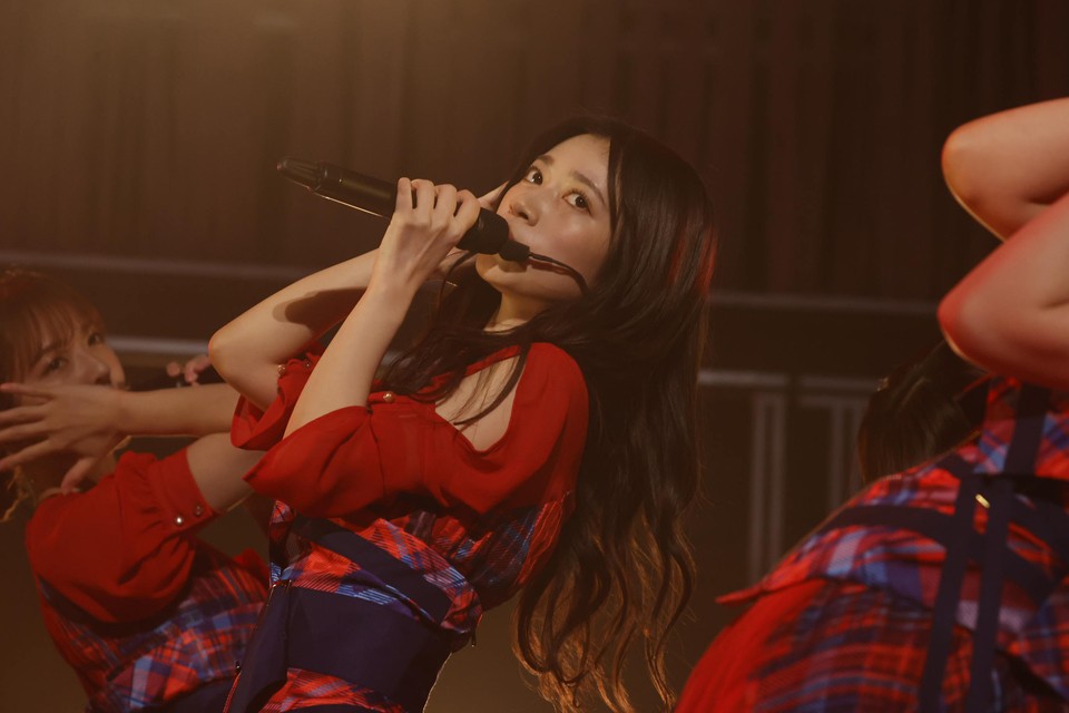 乃木坂46としてのラストライブでパフォーマンスする寺田蘭世