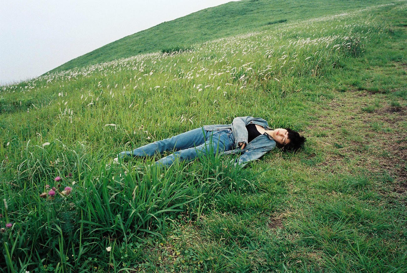 「佐久間由衣写真集　SONNET　奥山由之撮影」作中カット（C）奥山由之