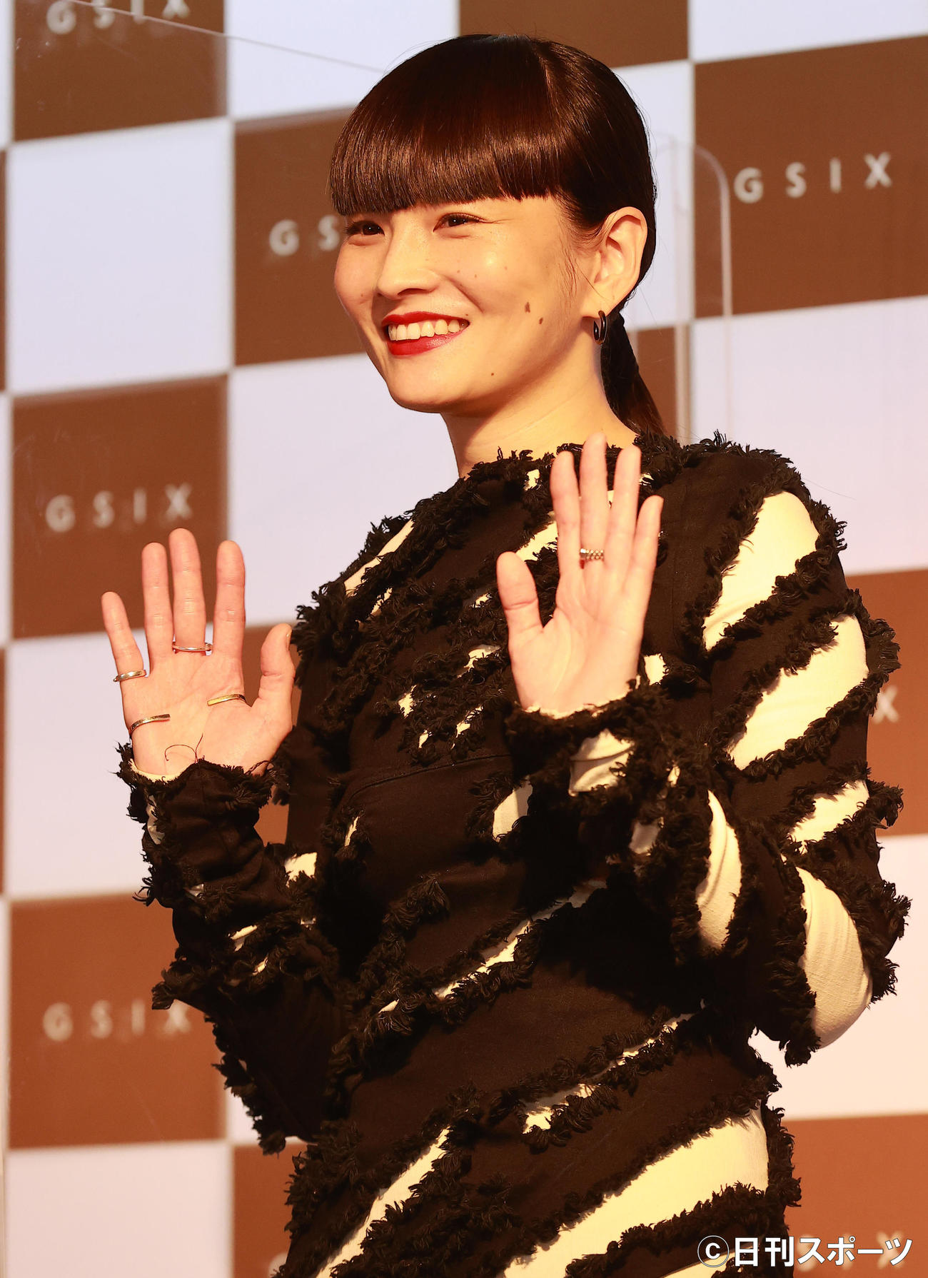 GINZA SIXのクリスマストークイベントを行った秋元梢（撮影・野上伸悟）