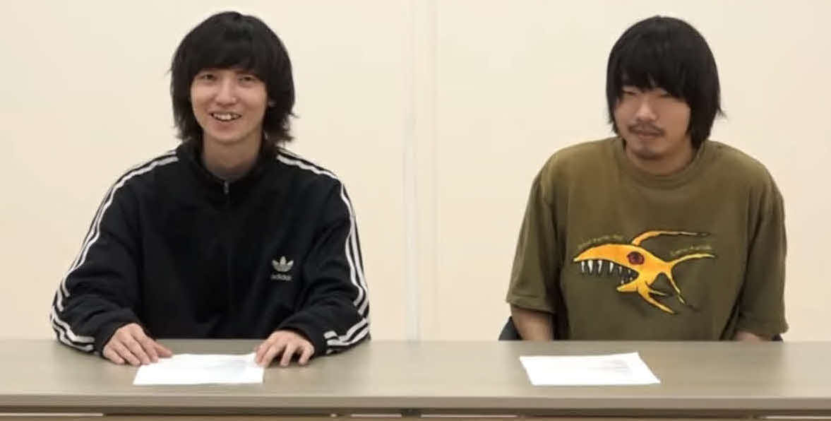 軍艦の植野健太郎（左）と奥野仁（C）よしもとアカデミー公式YouTubeチャンネル