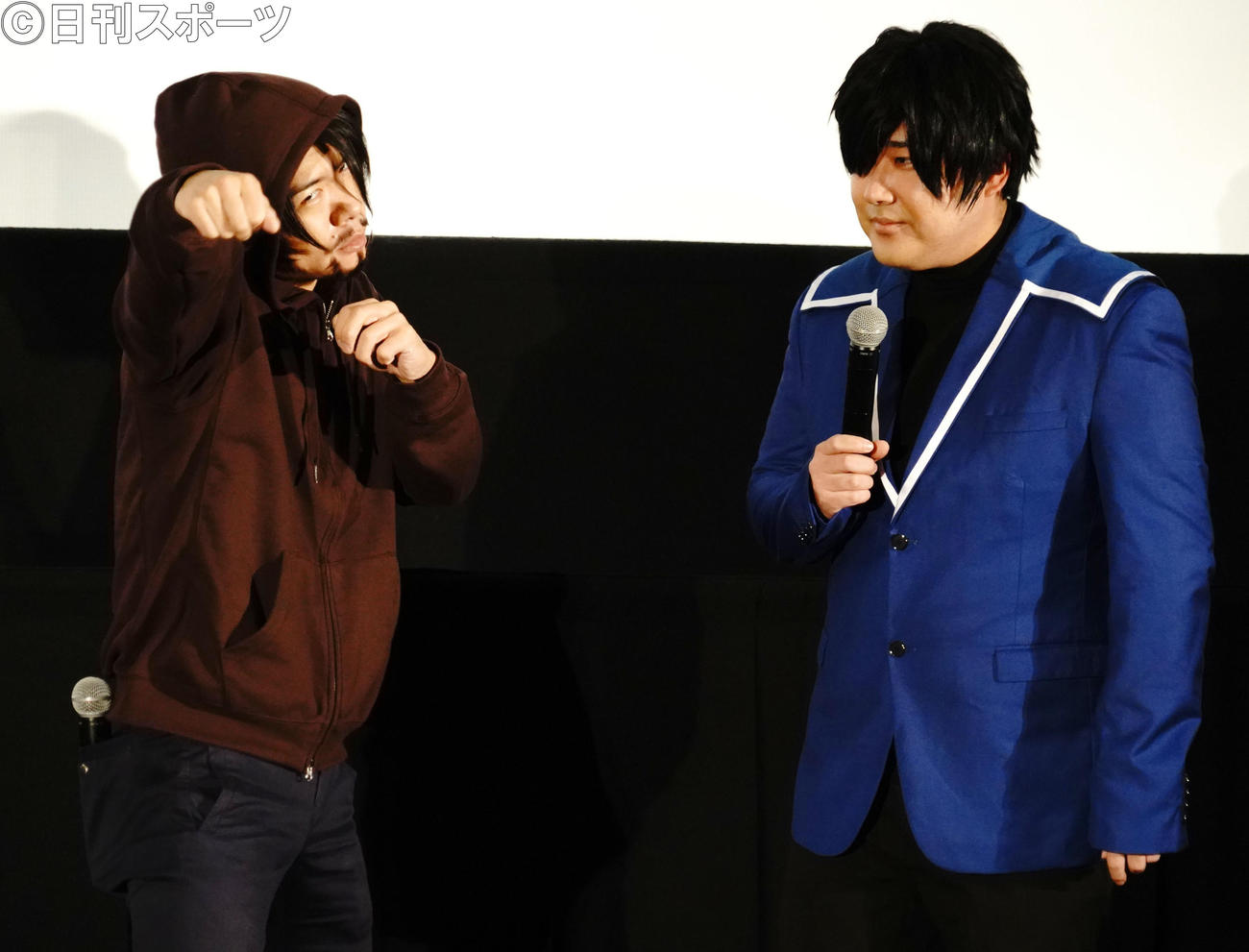 アニメ映画「攻殻機動隊　SAC＿2045持続可能戦争」の公開記念舞台あいさつに出席したお笑いコンビ、マヂカルラブリー野田クリスタル（左）と村上（撮影・佐藤成）