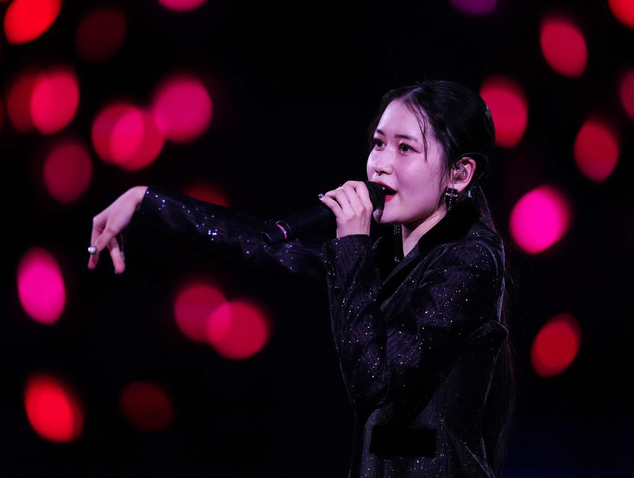 卒業公演に臨むアンジュルムの笠原桃奈（撮影・江口和貴）