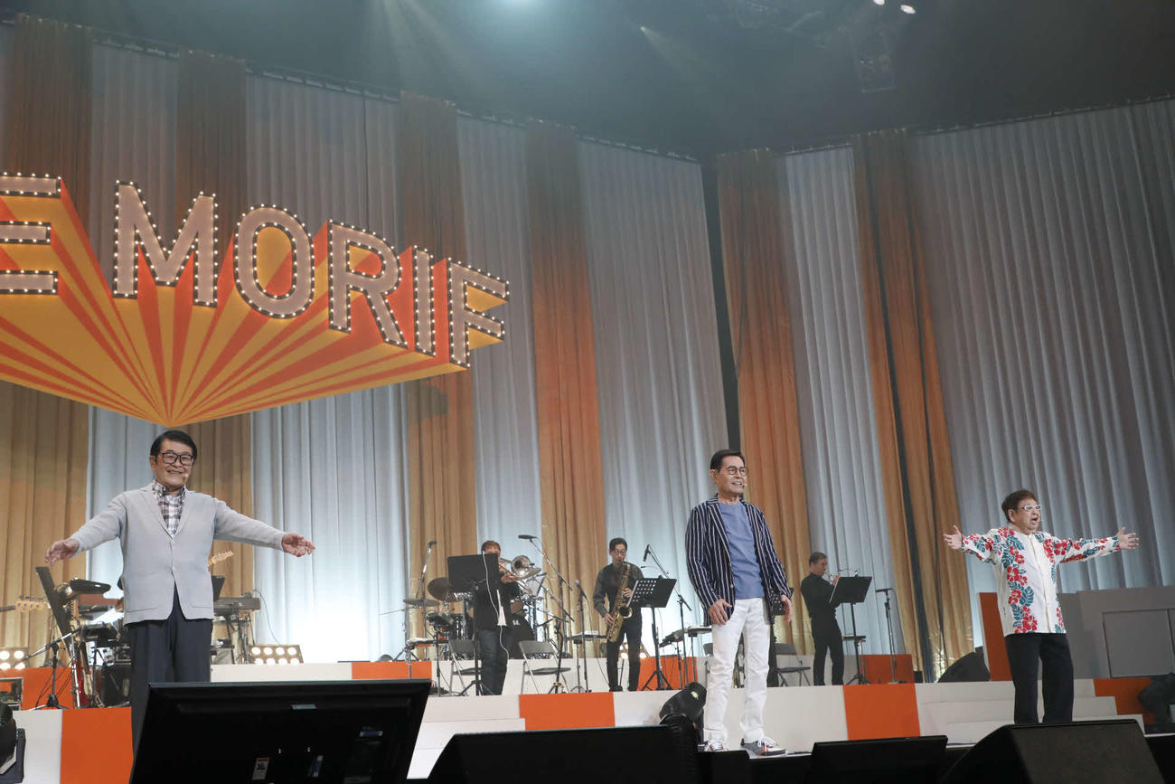 「ドリフ＆ももクロライブフェス～コントもあるョ！全員集合～produce byもリフのじかん」に出演した、左からザ・ドリフターズの仲本工事、加藤茶、高木ブー（C）ニコニコ