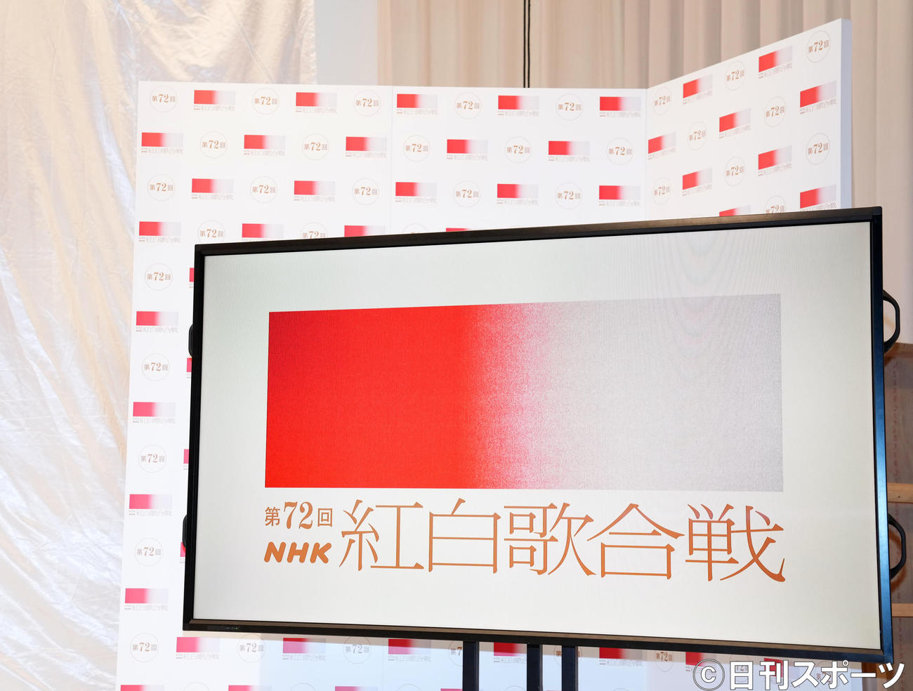 紅白歌合戦出場歌手発表記者会見の準備が行われる（撮影・横山健太）