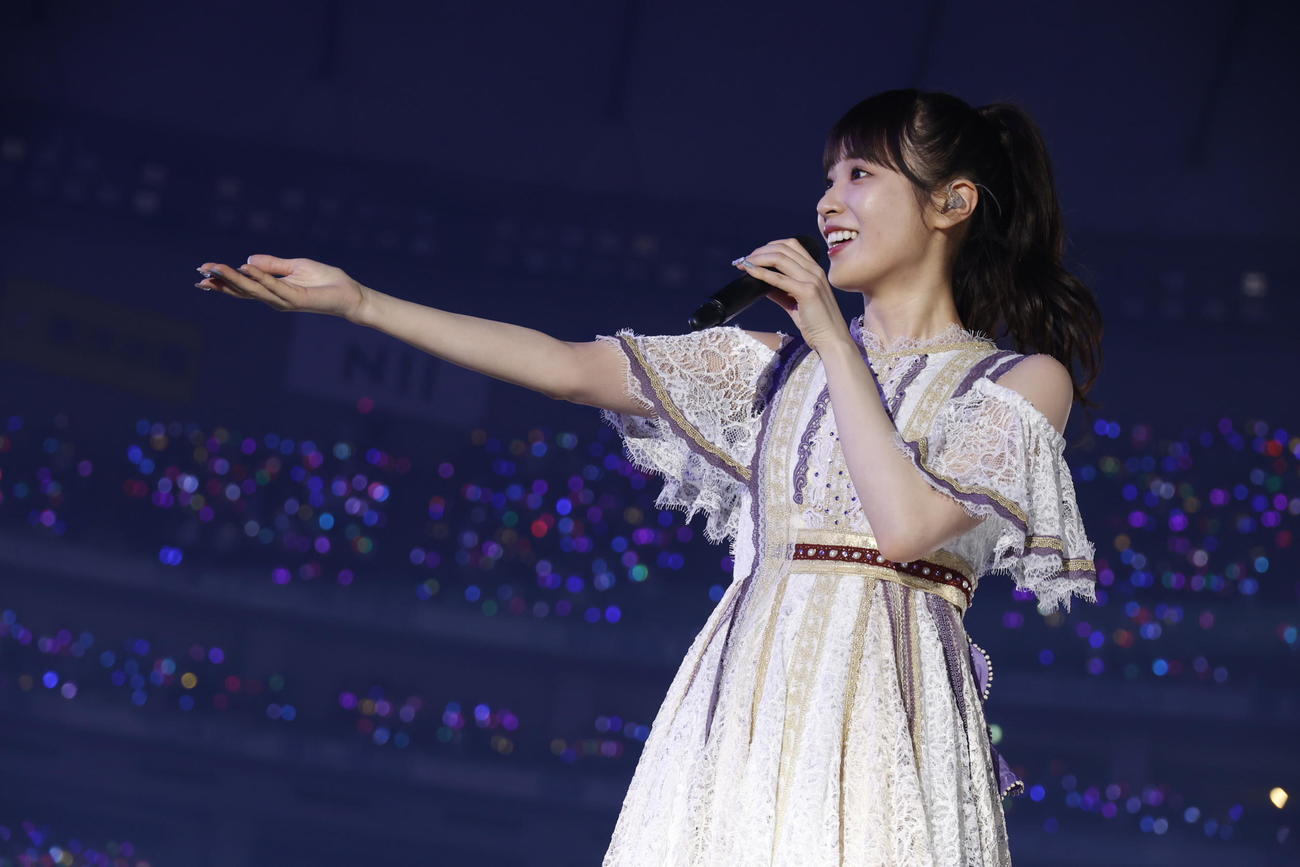 乃木坂46の「真夏の全国ツアーFINAL！」でパフォーマンスする高山一実