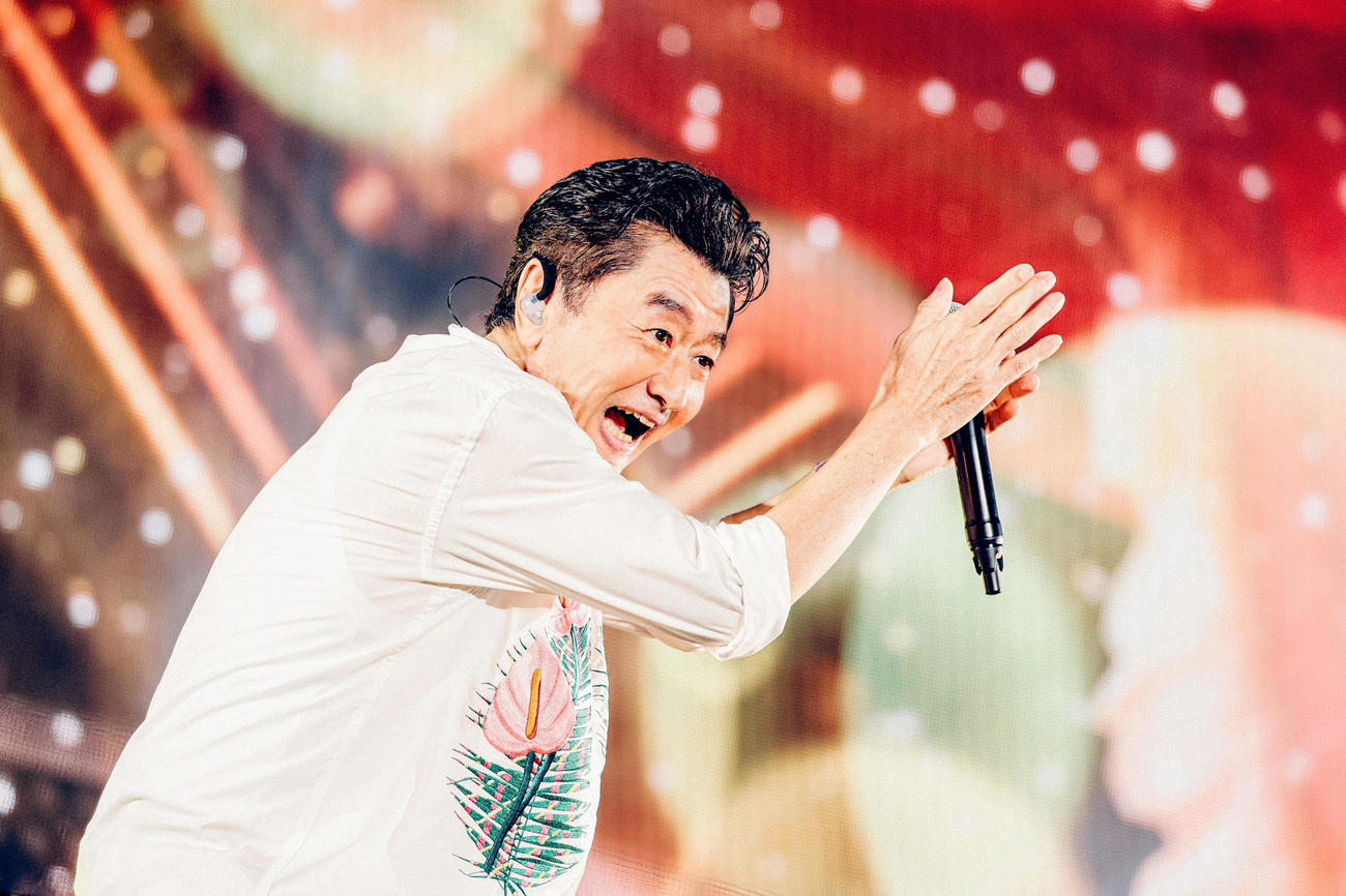 全国ツアー「BIG MOUTH，NO GUTS！！」の埼玉公演を行った桑田佳祐