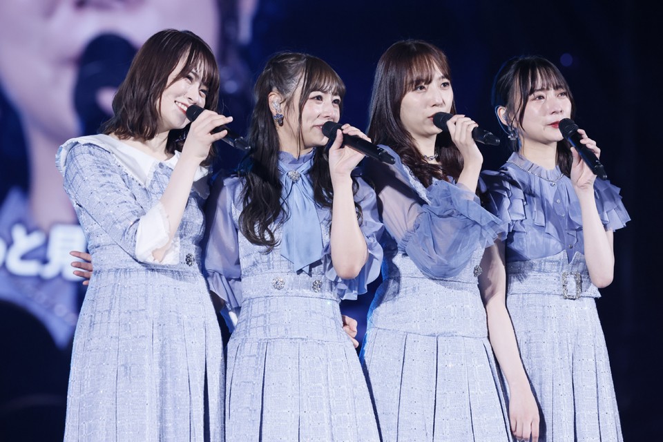乃木坂46の「真夏の全国ツアー2021」ファイナル公演でパフォーマンスする2期生