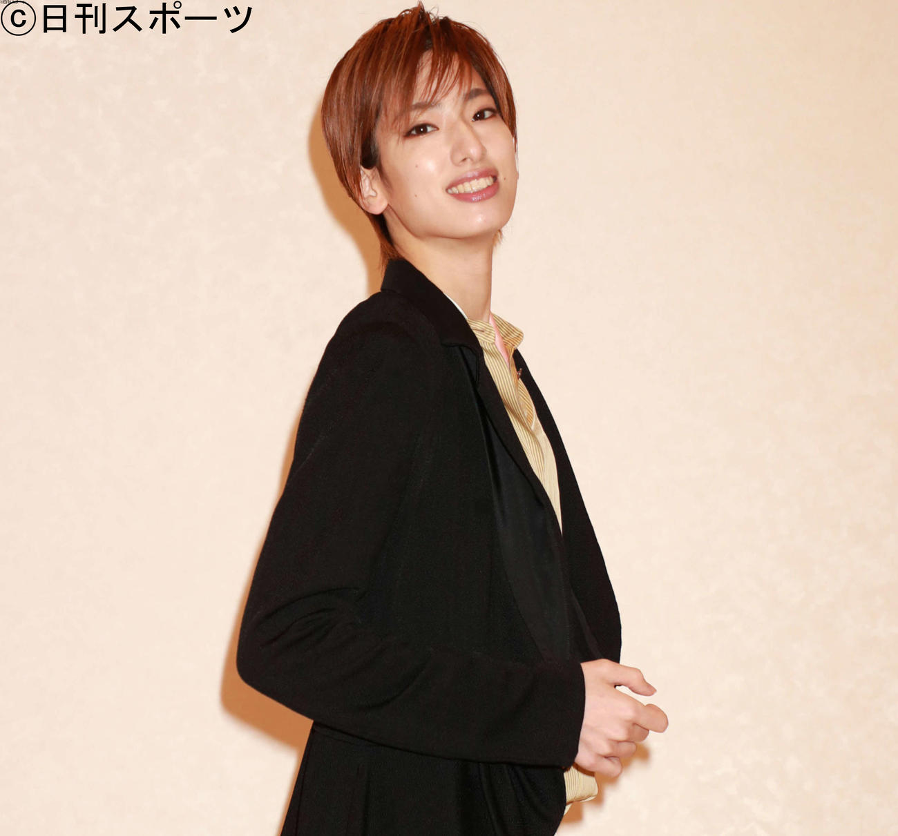 相手娘役に星風まどかを迎えた新体制で、花組をけん引するトップ柚香光
