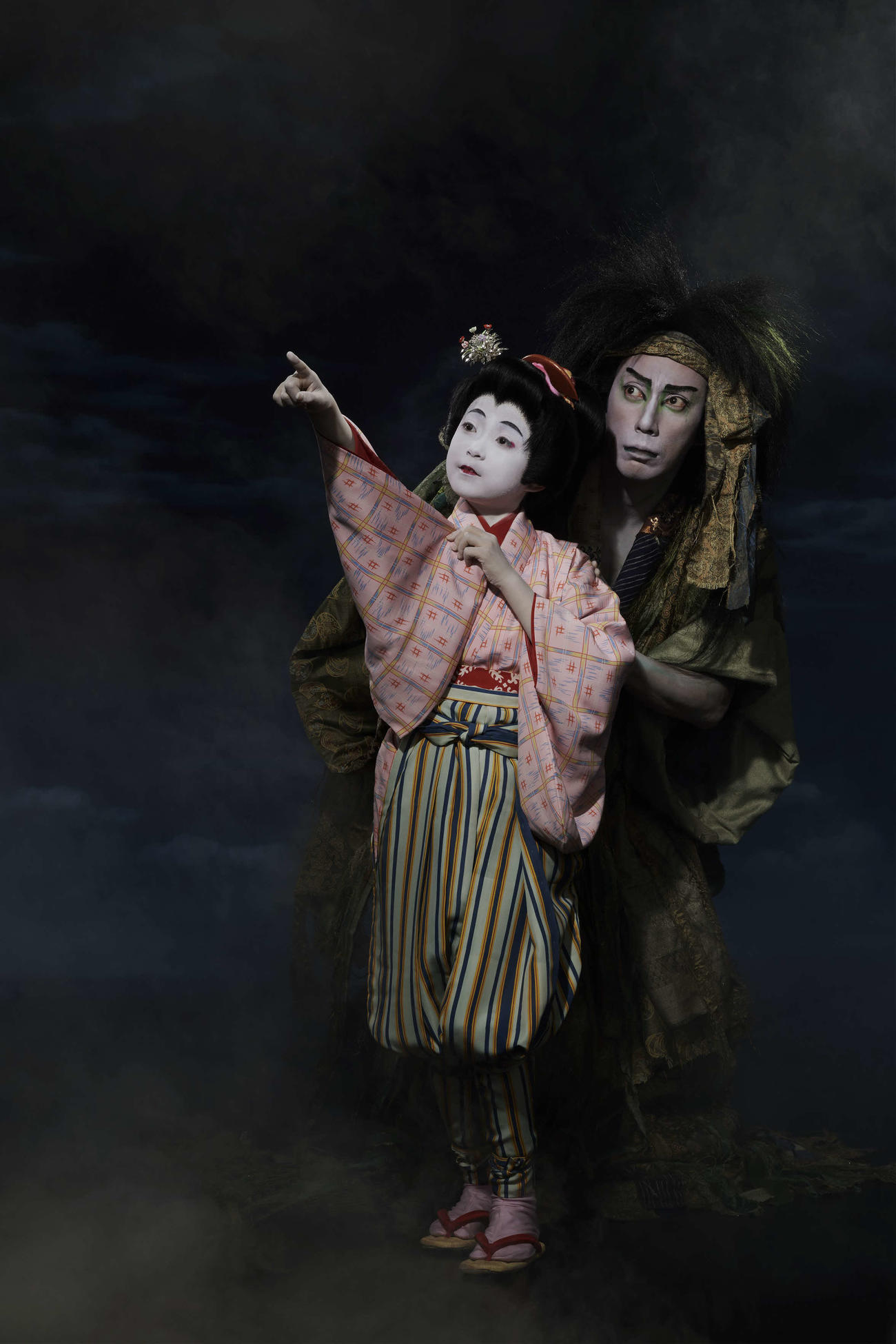 新作歌舞伎「プペル　～天明の護美人間～」でプペルを演じる市川海老蔵と寧々役の市川ぼたん