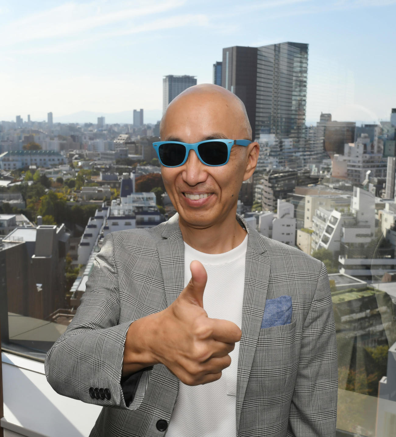 日曜日のヒーロー。ニューアルバムの事、ライブの事、黙々とインタビューに答えたサンプラザ中野くん＝2021年11月4日
