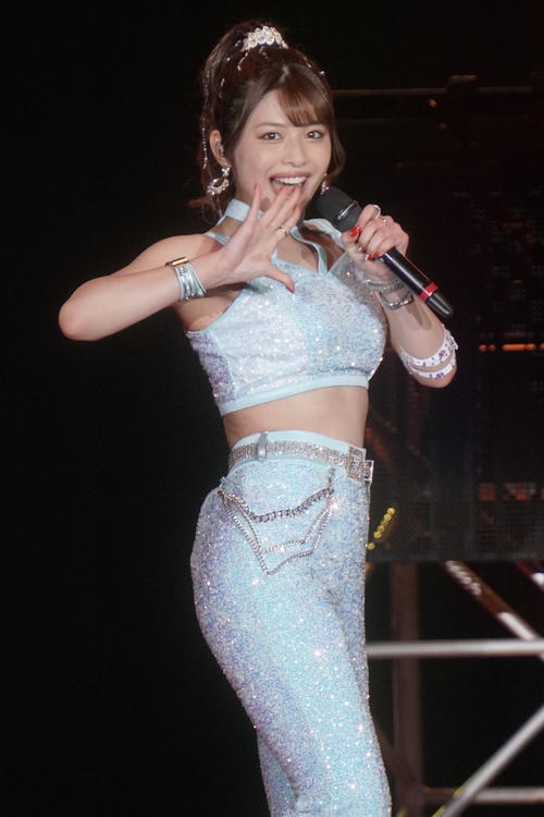 卒業の金澤朋子「公務員目指していたあの頃、こんな未来が」スピーチ