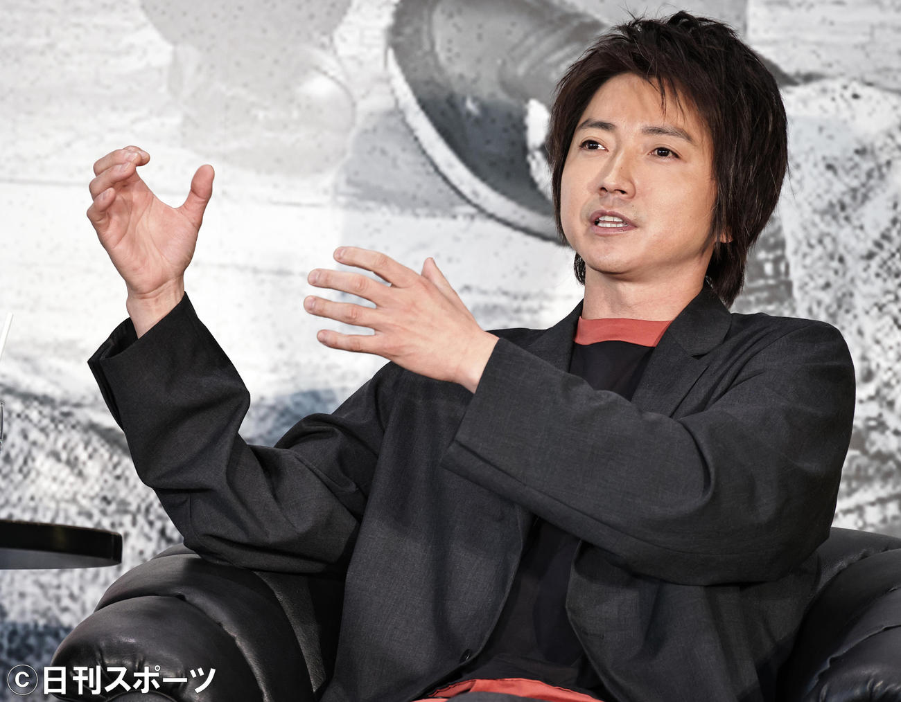 映画「ノイズ」のトークイベントを行った藤原竜也（撮影・中島郁夫）