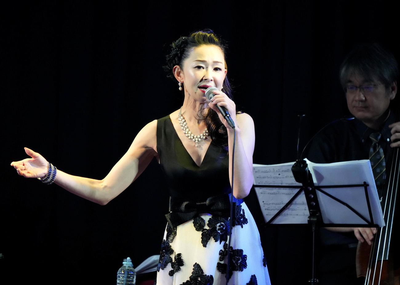 約2年ぶりの有観客での生演奏ライブ「生ラ！」を開催した大石まどか