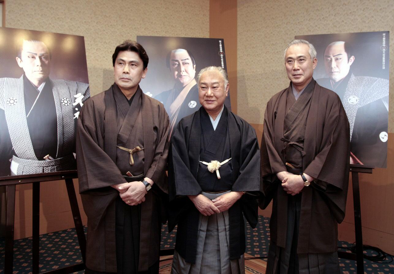 出演する左から松本幸四郎、坂田藤十郎、中村吉右衛門（06年4月撮影）