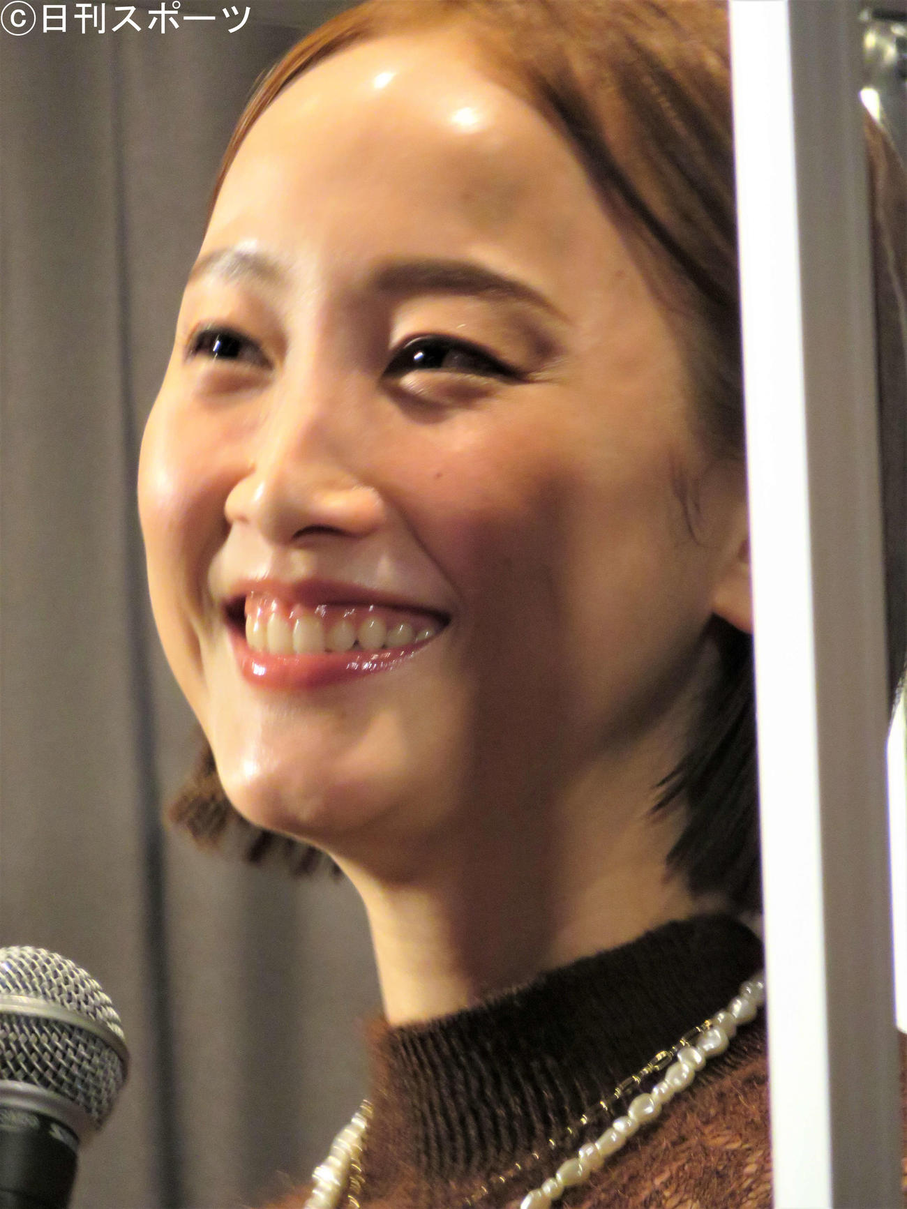 映画「幕が下りたら会いましょう」の公開記念舞台あいさつに登壇した松井玲奈（撮影・三須佳夏）