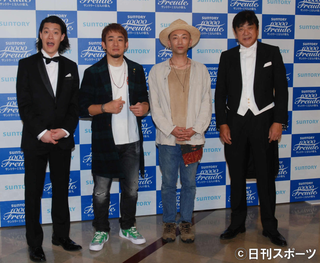 左から粗品、ファンキー加藤、モン吉、佐渡裕氏（撮影・松浦隆司）