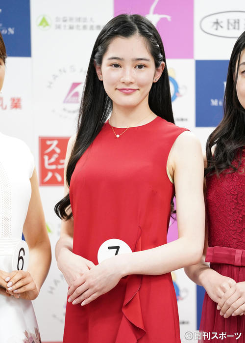 ミス日本コンテストでファイナリストに選出された佐藤梨紗子さん（撮影・横山健太）