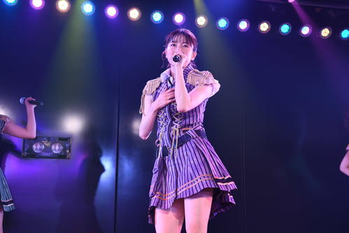 卒業公演でパフォーマンスする横山由依（C）AKB48