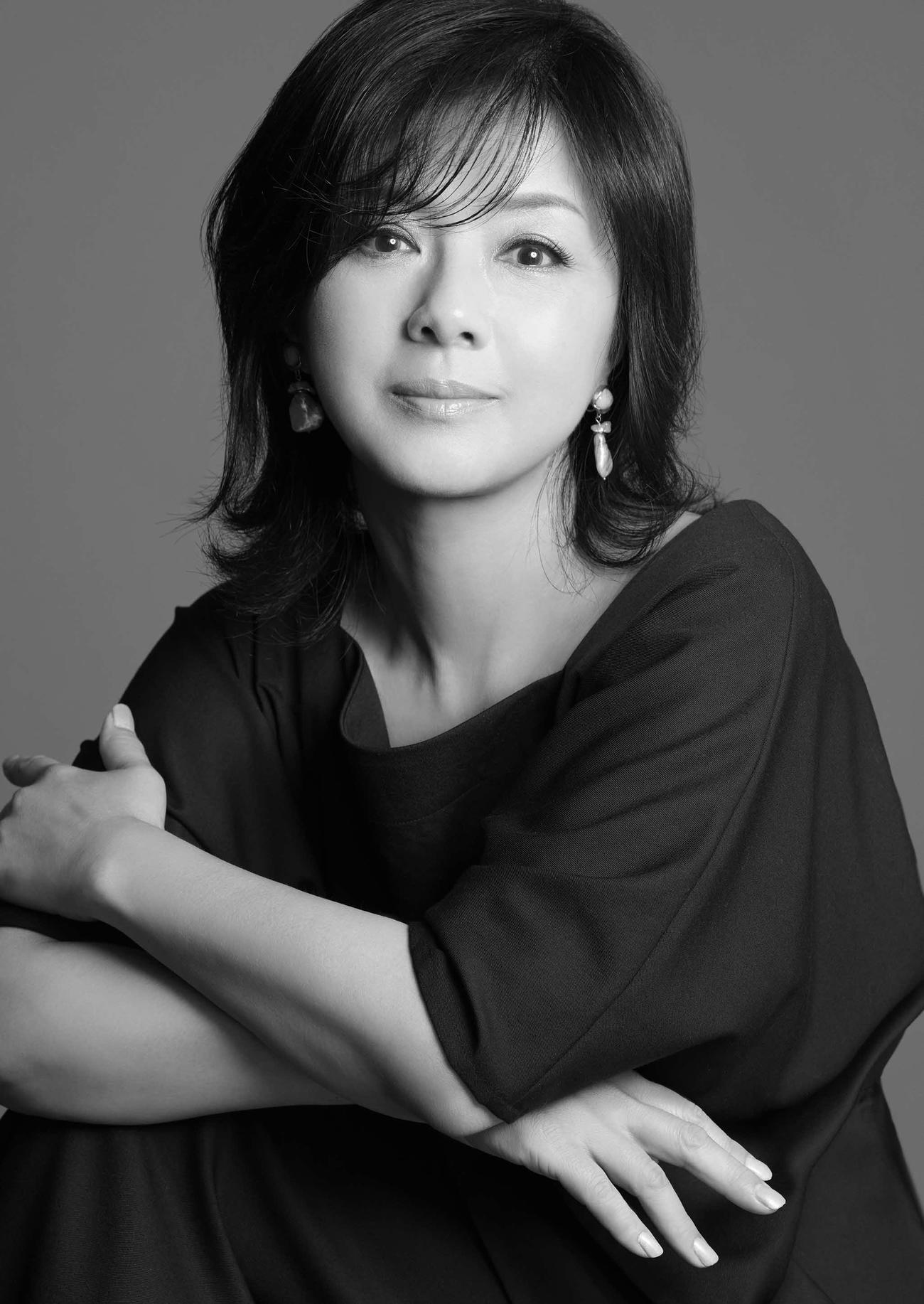 ニッポン放送の特別番組「薬師丸ひろ子ハート・デリバリースペシャル〓Happy music days～」に出演する薬師丸ひろ子