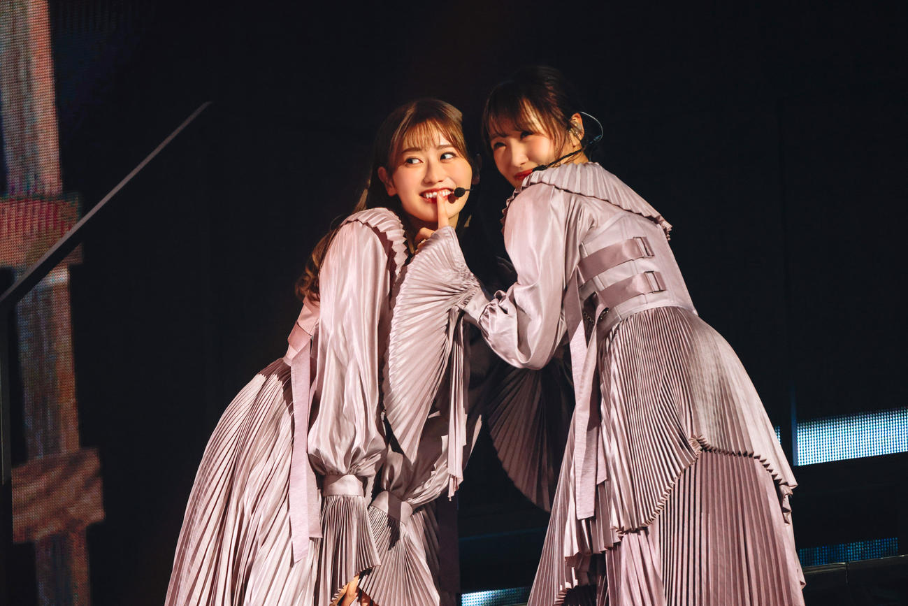 櫻坂46の「1st YEAR ANNIVERSARY LIVE」でパフォーマンスするメンバー