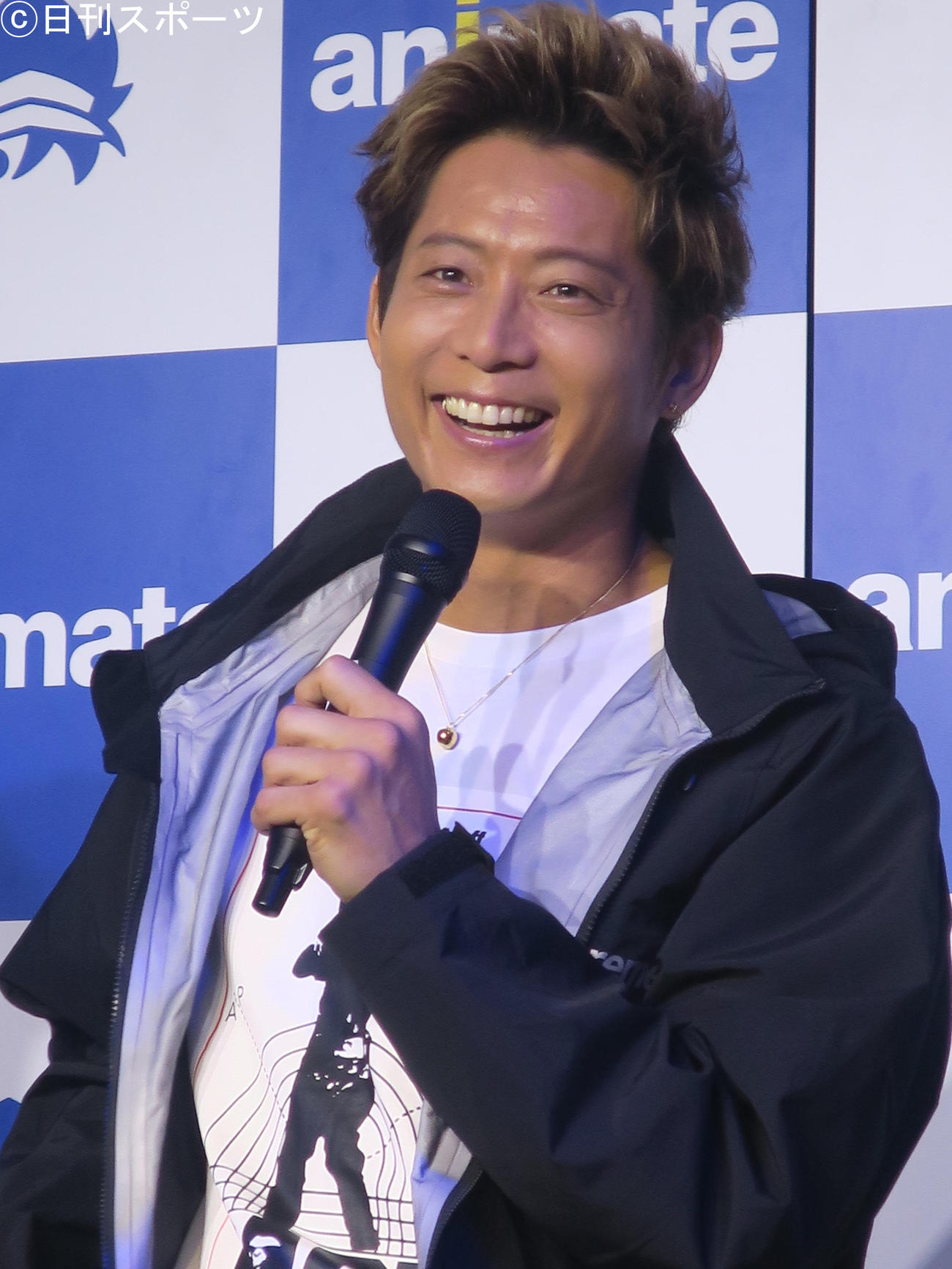 笑顔で話す黒木啓司（2017年8月撮影）