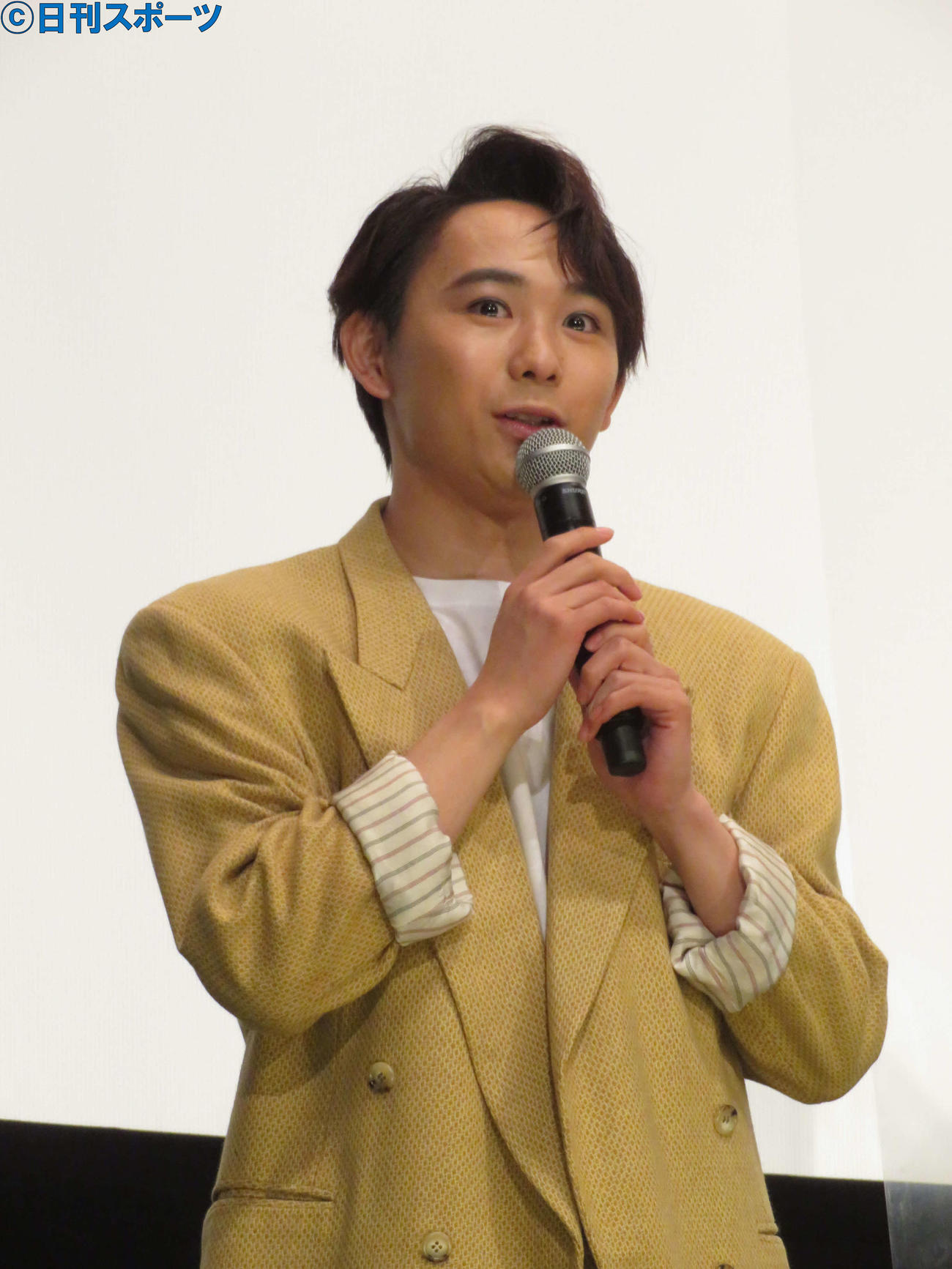 映画「雨に叫べば」プレミア上映会に登壇した須賀健太（撮影・村上幸将）