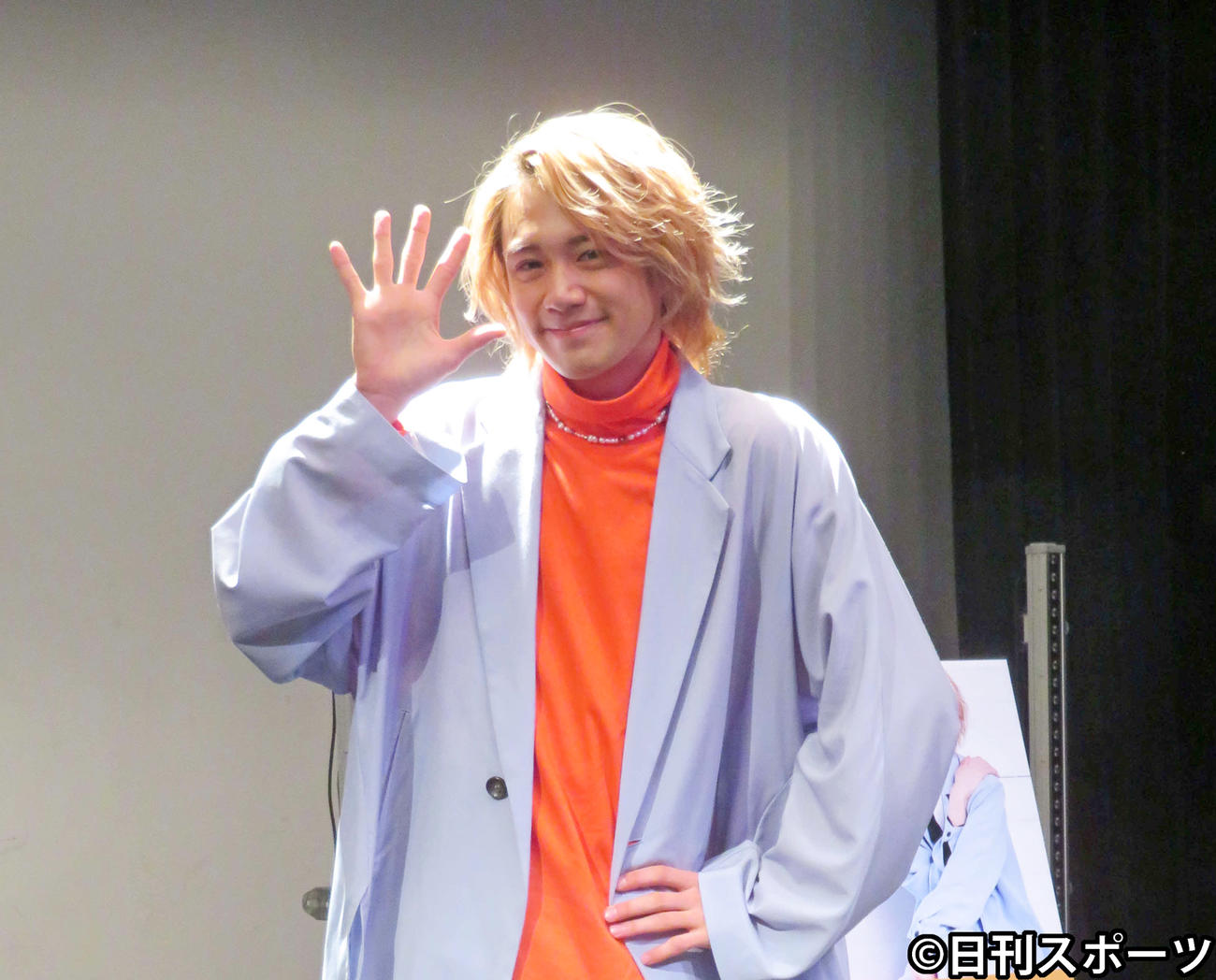 「24th　Birthday　Event－［en］ter－」開催前に囲み取材に応じた前川優希（撮影・村上幸将）