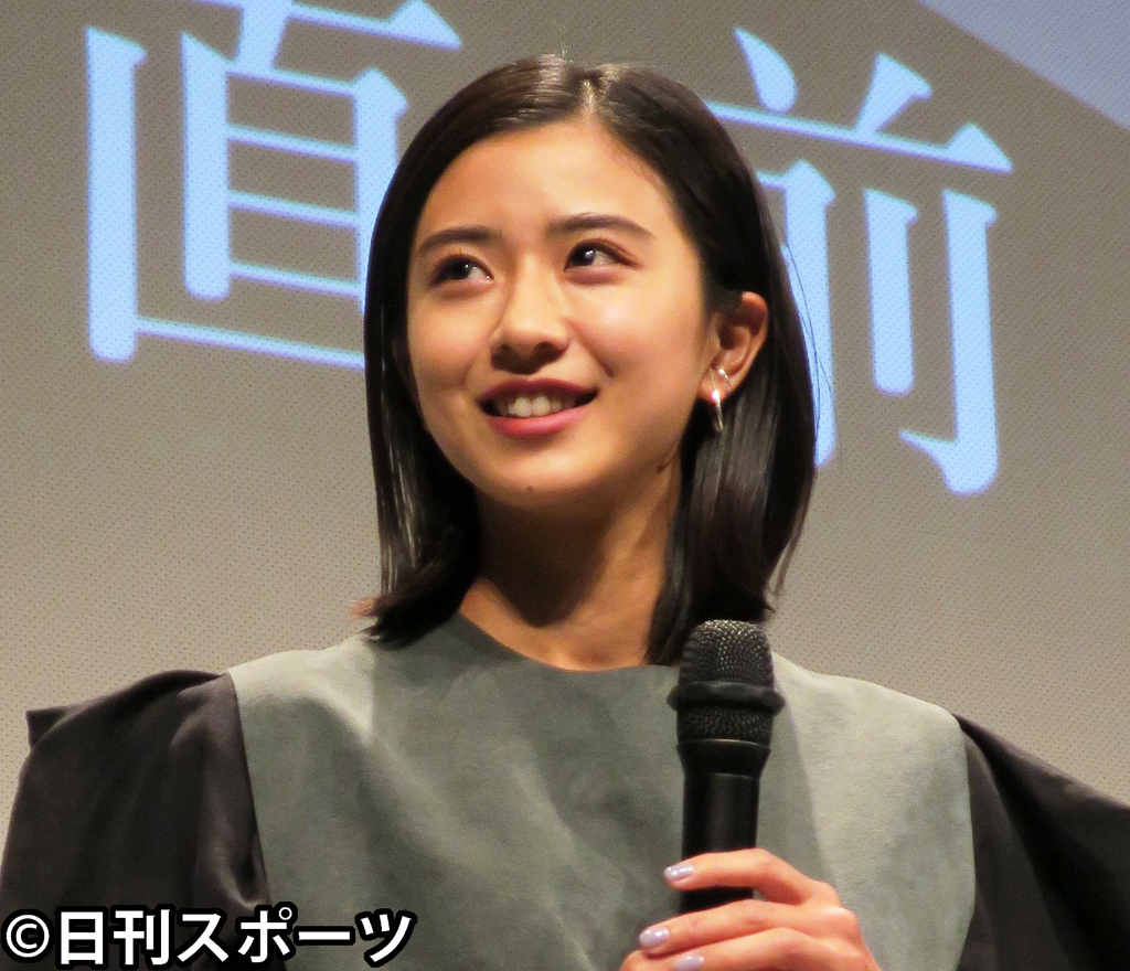 映画「明け方の若者たち」公開直前舞台あいさつに登場した黒島結菜（撮影・梅田恵子）