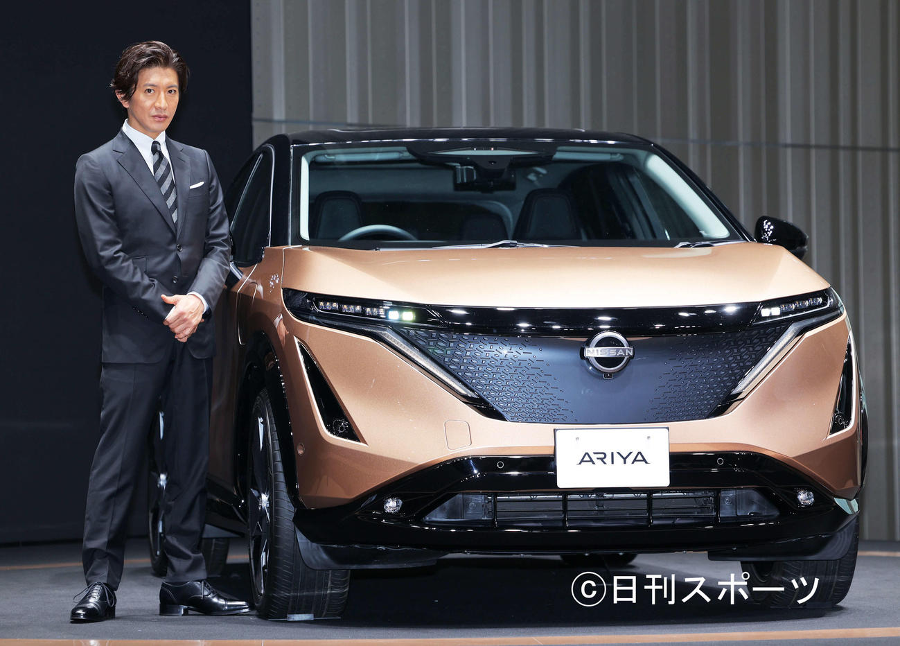 日産「e－4ORCE」新CM発表会のフォトセッションに臨む木村拓哉（撮影・河田真司）