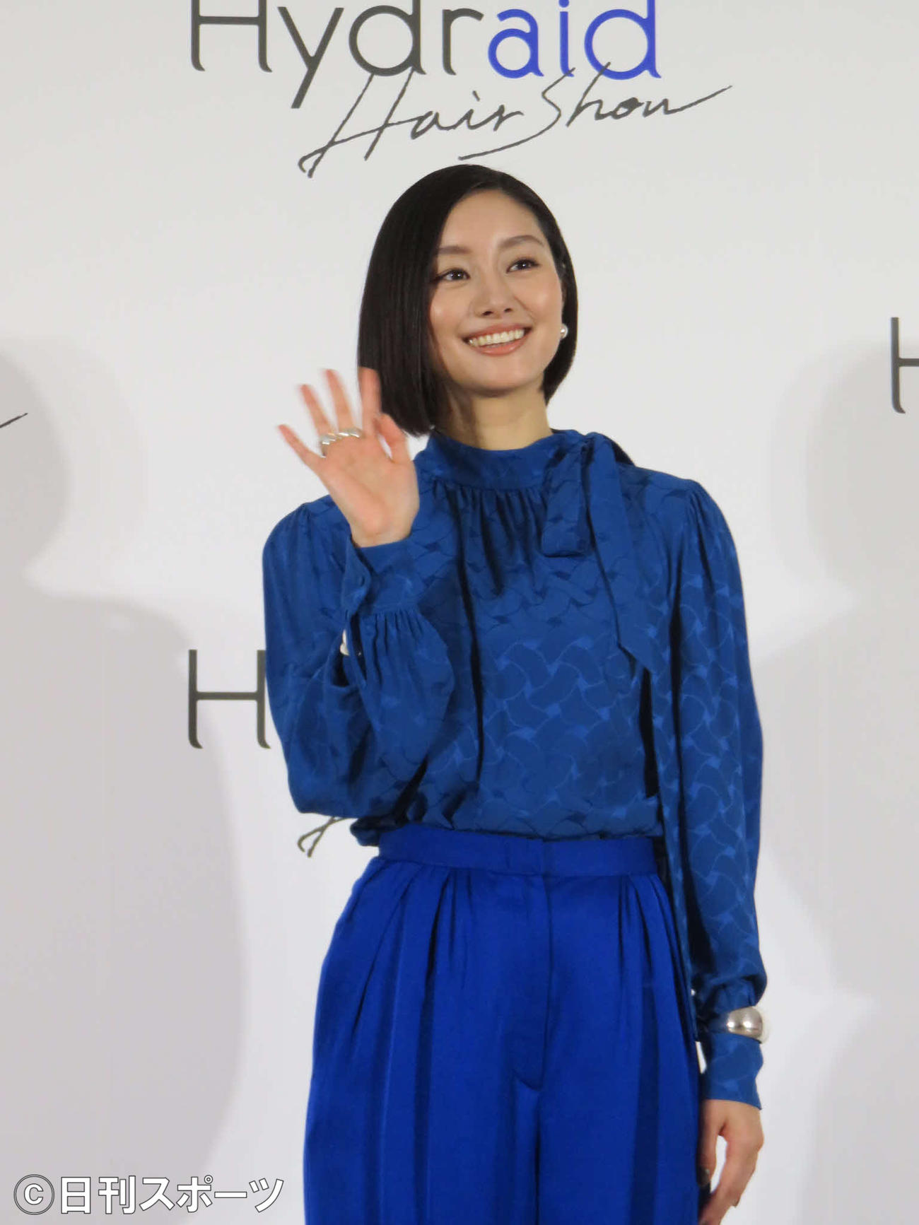 ヘアケアマシンのイベントに出席した忽那汐里