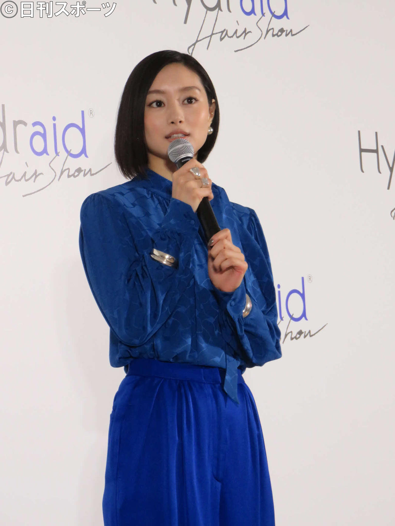 ヘアケアマシンのイベントに出席した忽那汐里