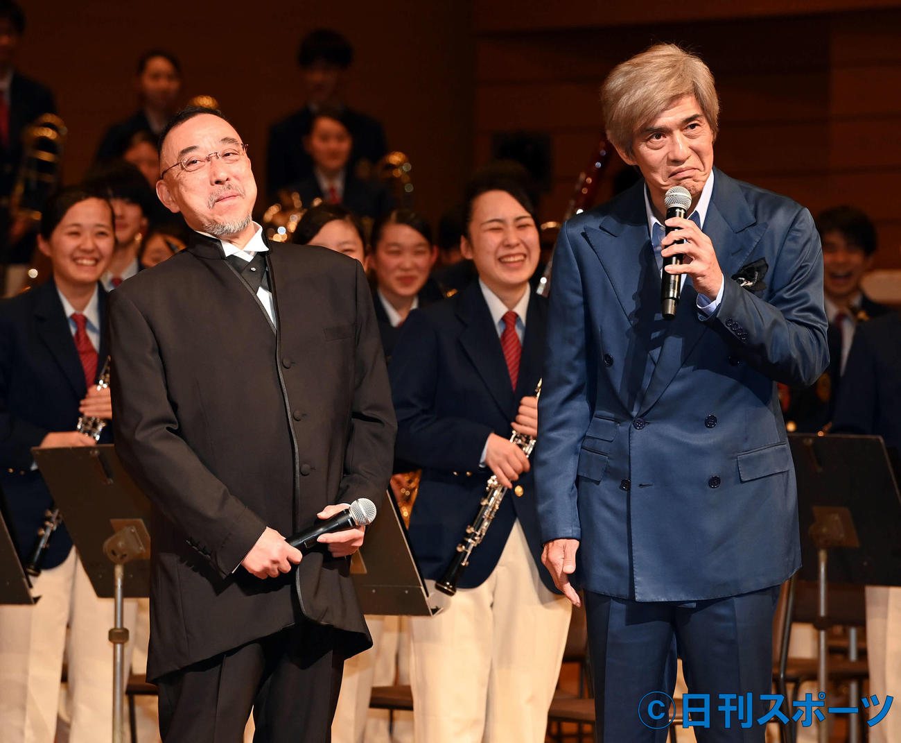 映画「20歳のソウル」で佐藤浩市（右）が演じた高橋健一教諭も登壇（撮影・たえ見朱実）