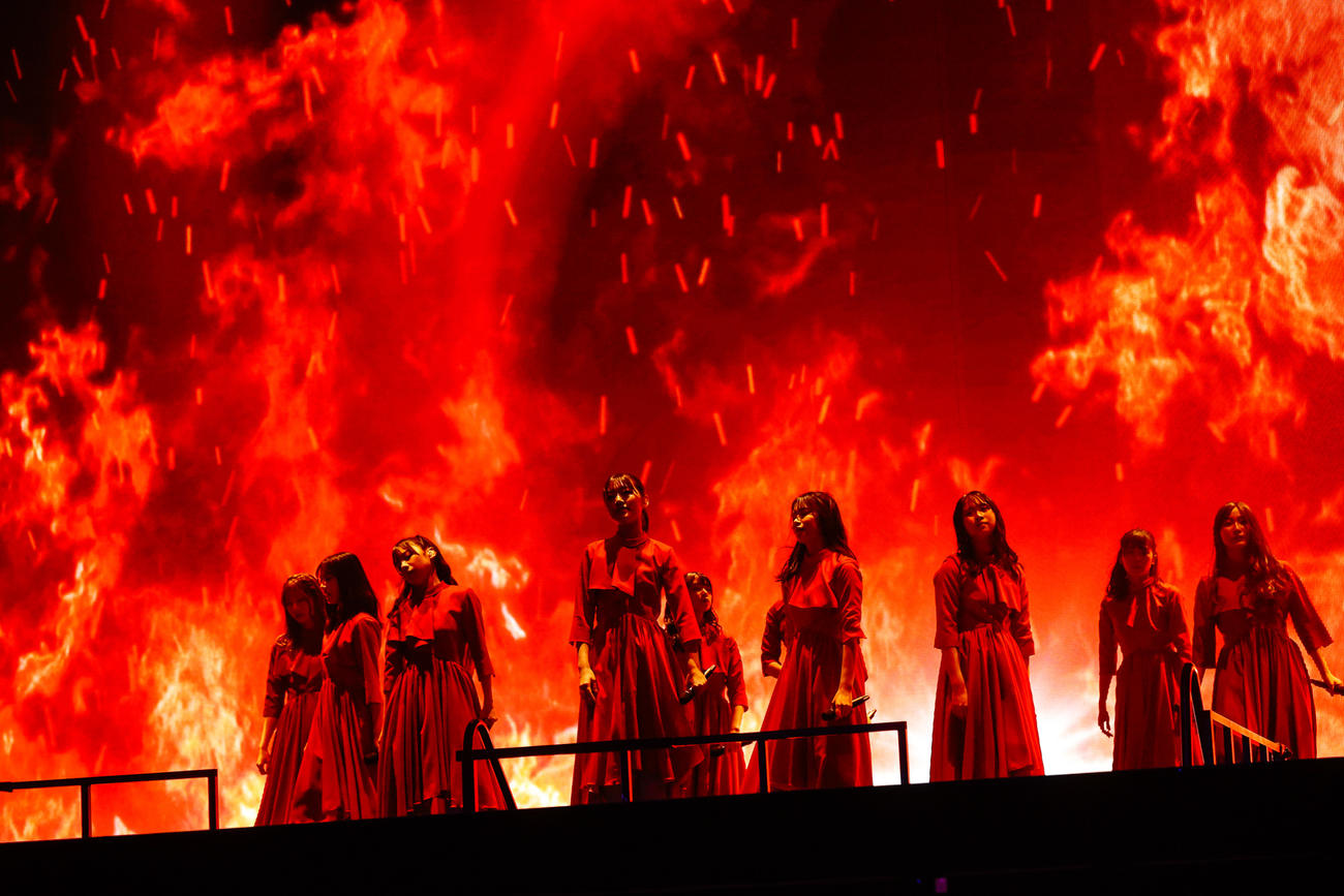 クリスマスライブ「ひなくり2021」を開催した日向坂46