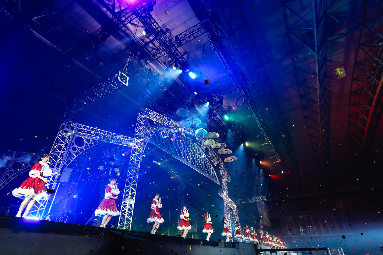クリスマスライブ「ひなくり2021」を開催した日向坂46　撮影：上山陽介
