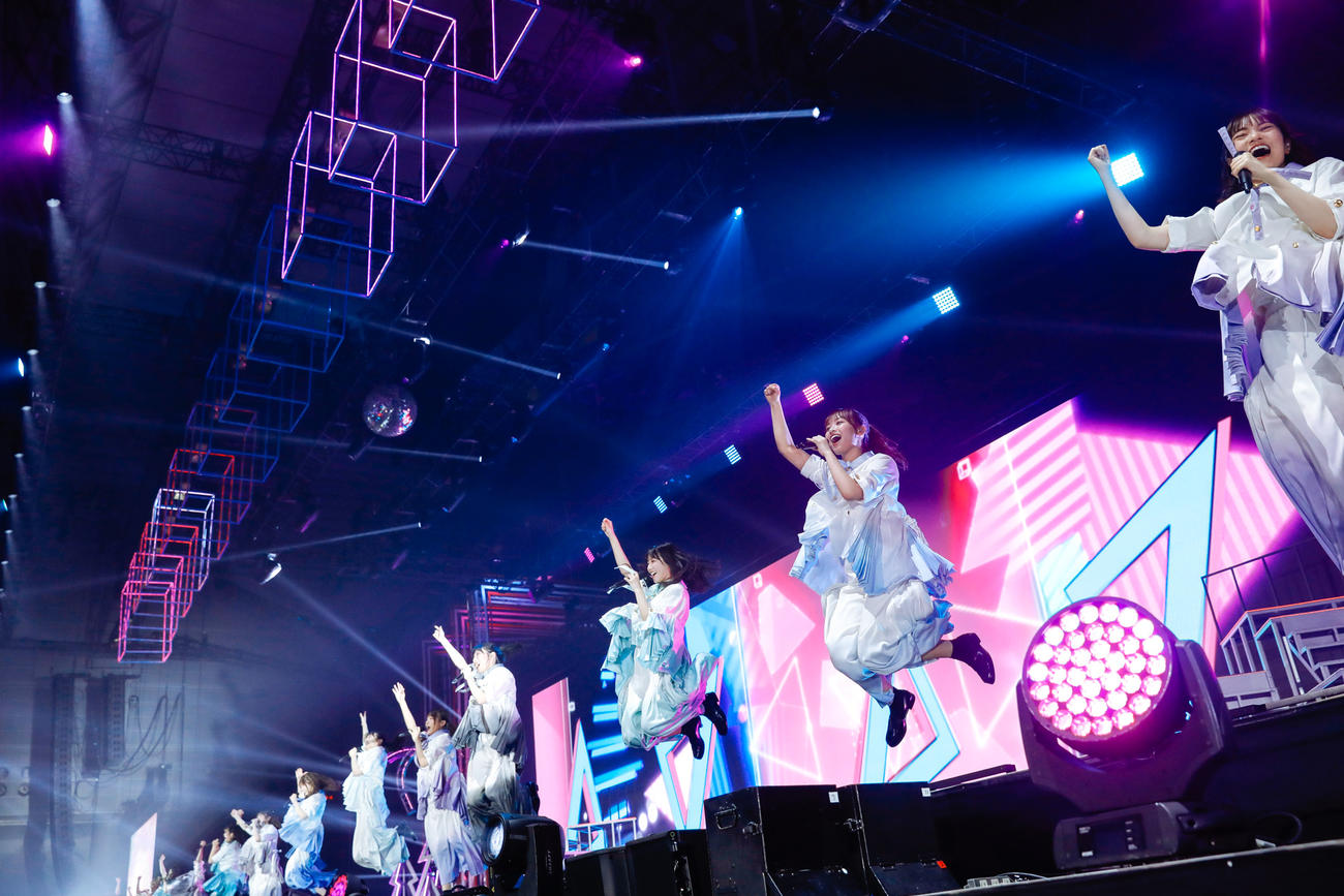 クリスマスライブ「ひなくり2021」を開催した日向坂46　撮影：上山陽介