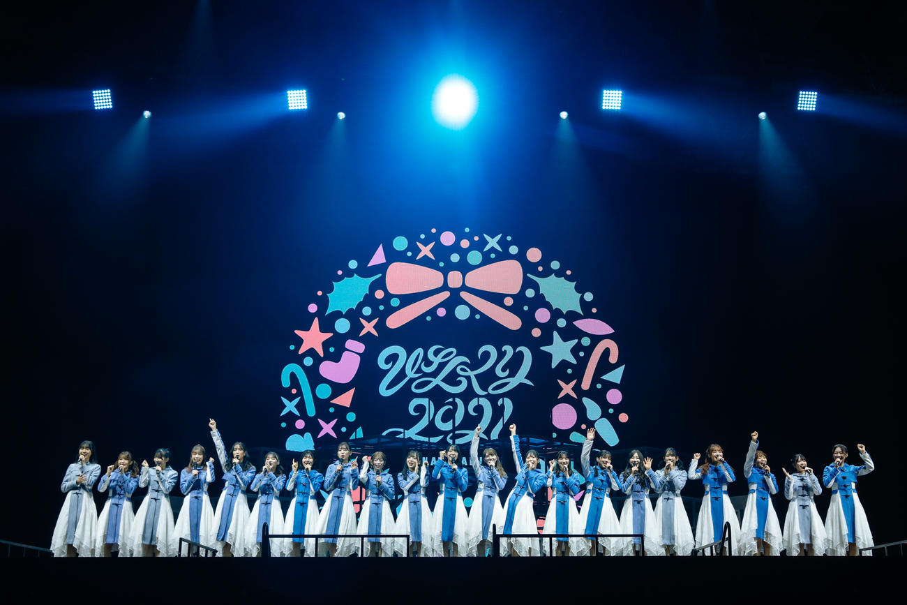 クリスマスライブ「ひなくり2021」を開催した日向坂46