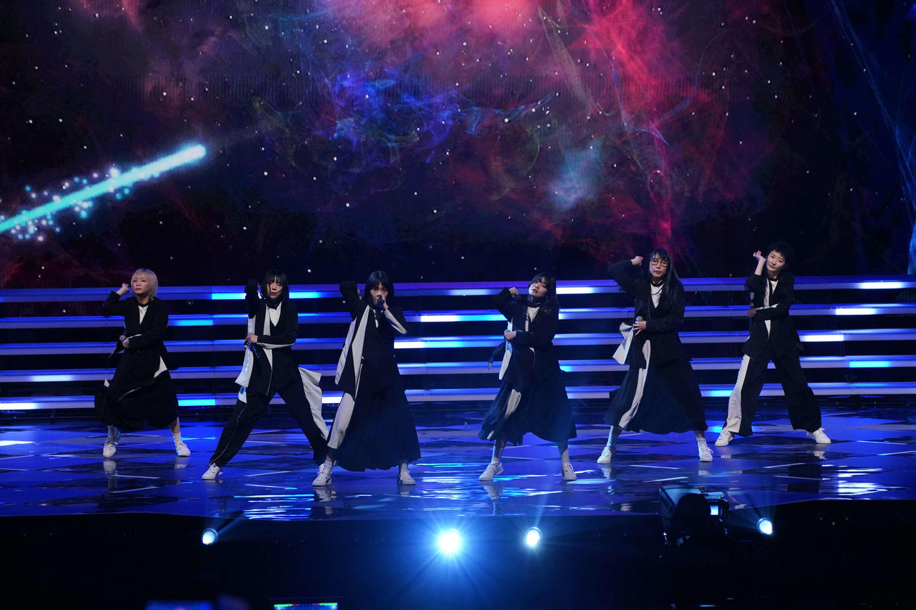 リハーサルを行うBiSH（C）NHK