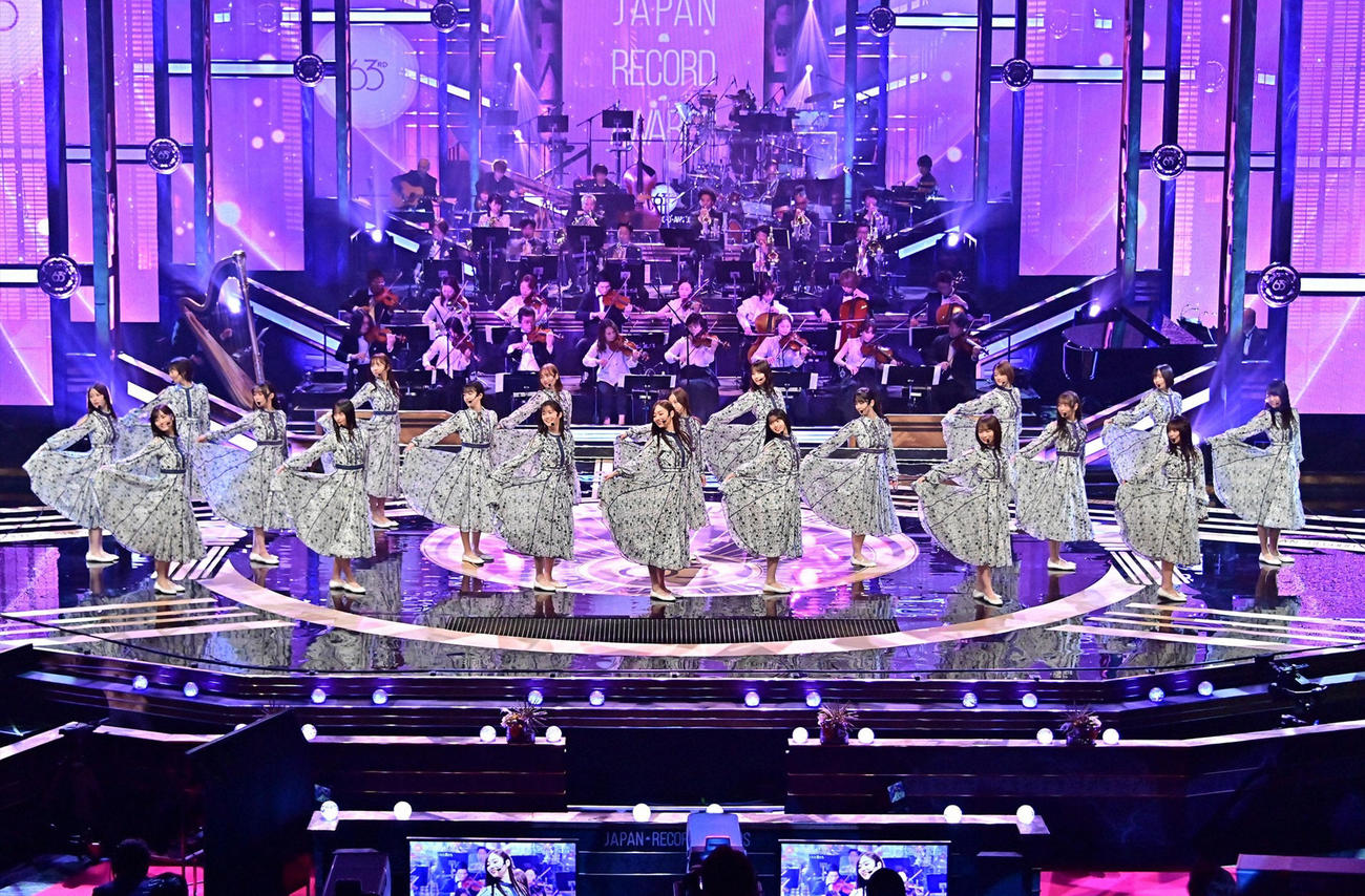 企画ブロックで舞台に登場した乃木坂46（c）TBS
