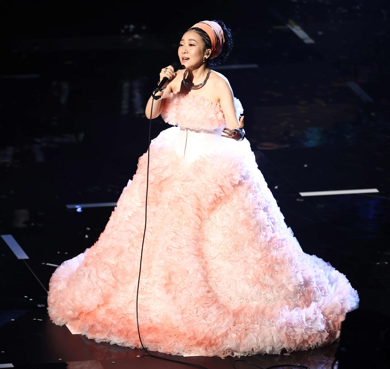 「明日へ2021」を披露するMISIA（撮影・河田真司）