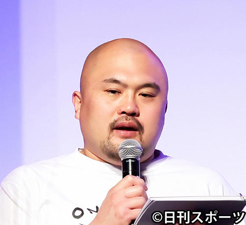 鬼越トマホークの坂井良多(2021年12月撮影)