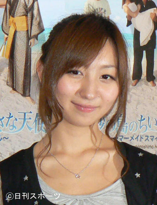 飯田里穂(2010年5月28日撮影)