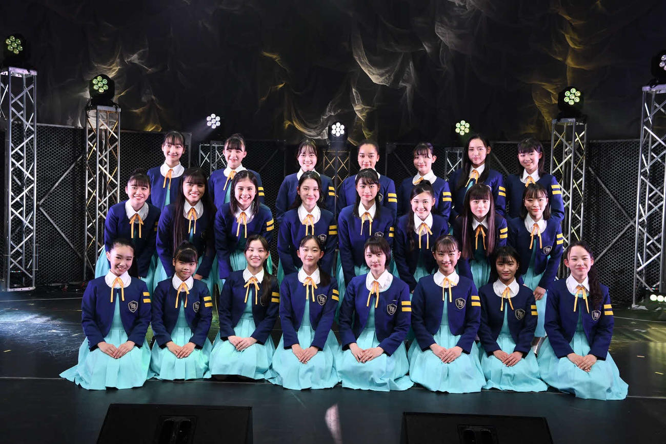 冬公演「Winter Story～きくたまこと卒団公演～」を行った少女歌劇団ミモザーヌ　（Ｃ）Showtitle