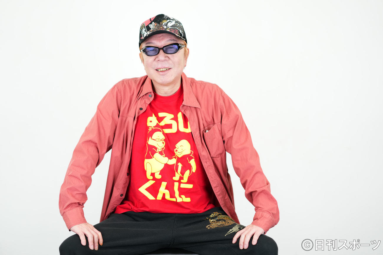 「酒、タバコ、舞台」どれか1つやめなければ死んでしまうなら？の質問に「なら死にます！」と即答した古田新太　かっこよすぎです。（2021年12月撮影）