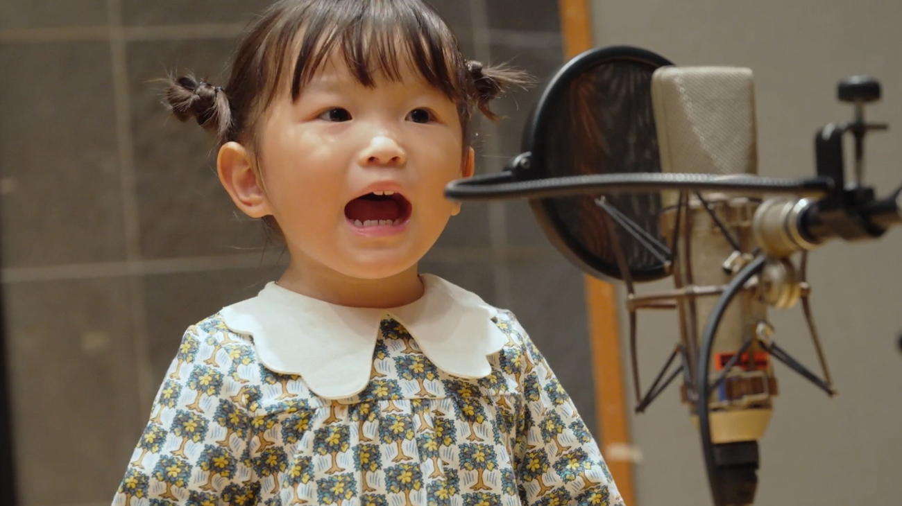 セカンドアルバム「ののちゃん3さい　こどもうた」を発売する3歳の歌姫・ののちゃんこと村方乃々佳