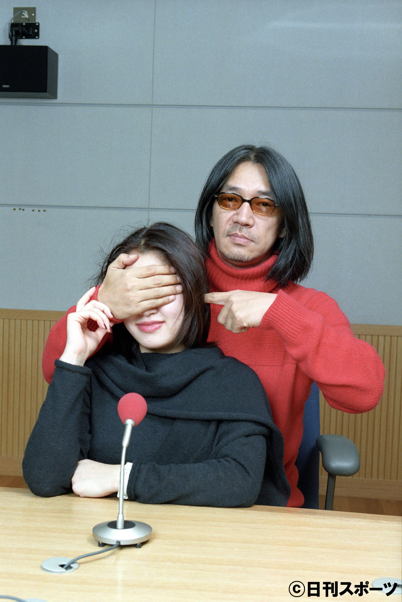坂本龍一、坂本美雨親子（1998年11月撮影）
