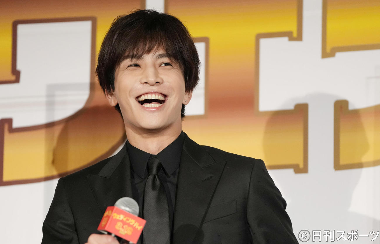 「ウェディング・ハイ」完成披露試写会で笑顔の岩田剛典（撮影・鈴木みどり）