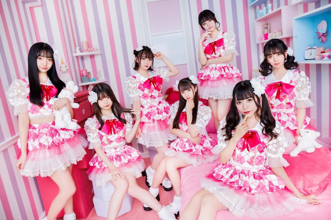 7人組アイドルグループのめるみるく