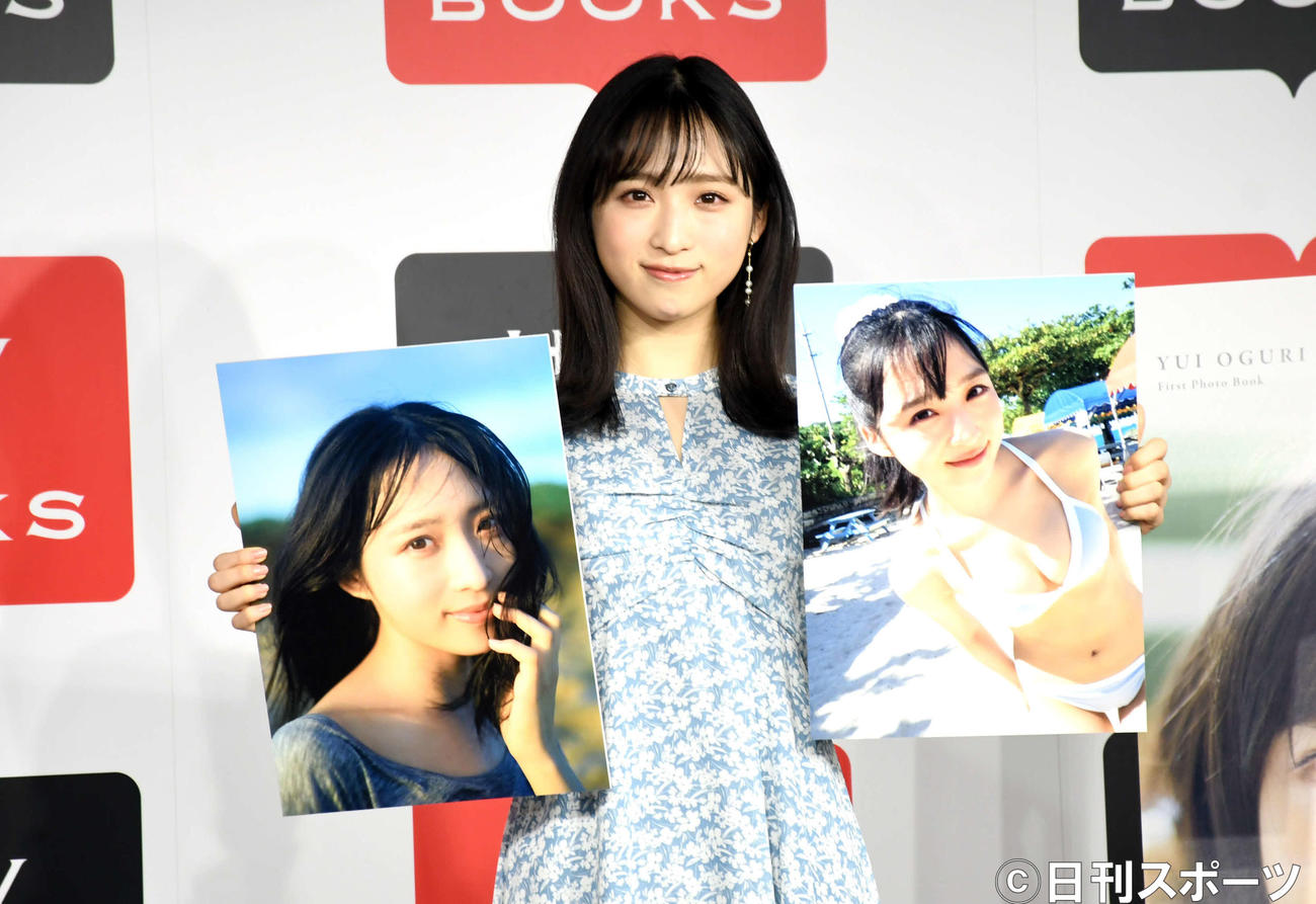 ファースト写真集「君と出逢った日から」発売イベントを行ったAKB48小栗有以（撮影・大友陽平）
